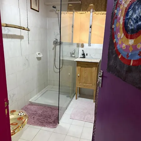 Διαμέρισμα Meditation Sessions *